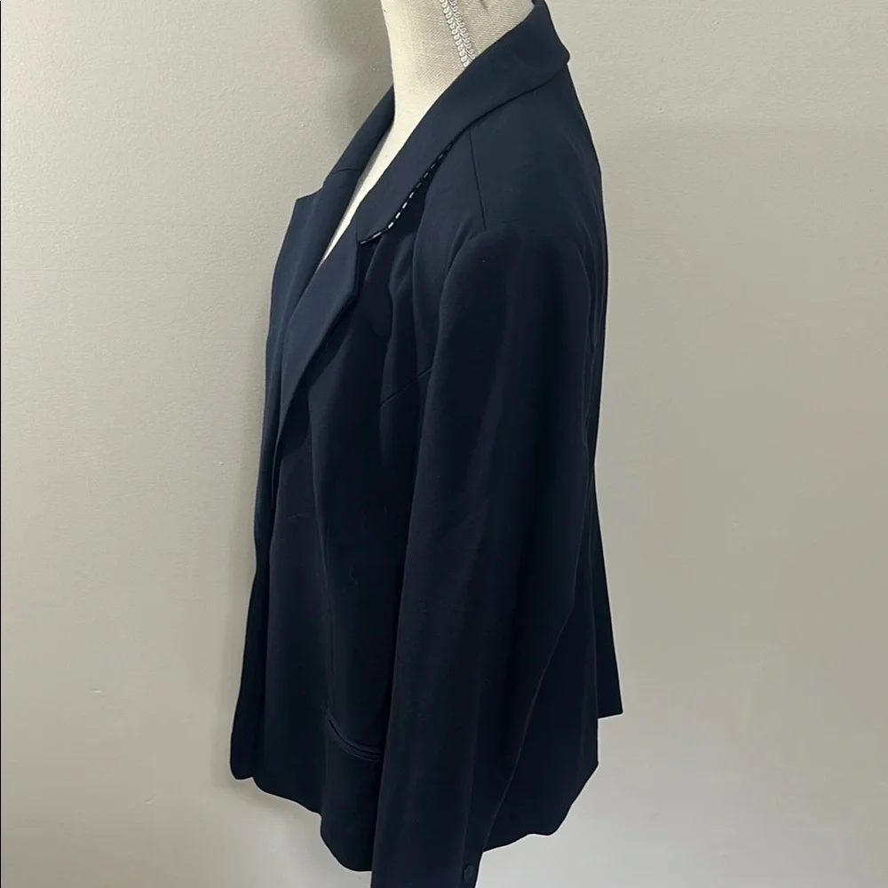 41 Hawthorn Black Blazer Professional Blazer - Picture 4 of 9